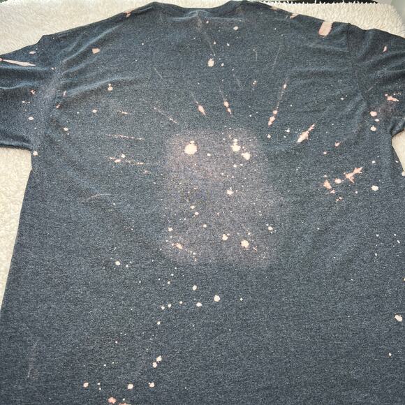 Halloween Beached Gray Crew Neck Tee XL - Picture 7 of 7